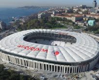 KONE, VODAFONE ARENA’DA TARAFTARLARI KONFORA TAŞIYOR…