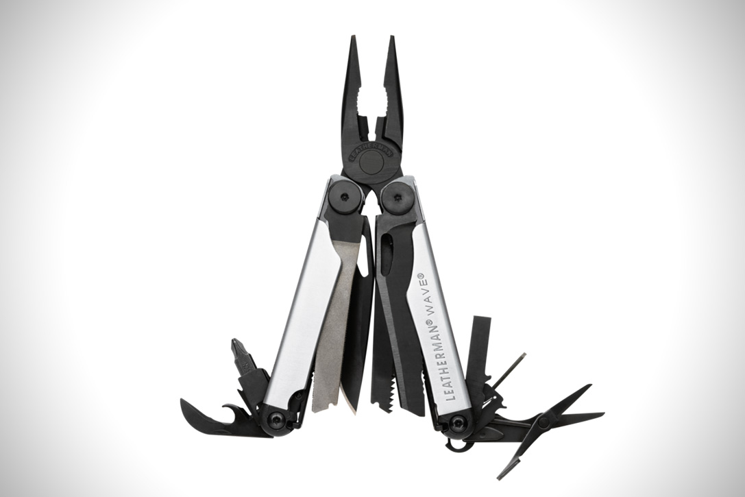 Evladiyelik Çoklu Alet Kiti LEATHERMAN WAVE