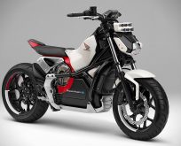 Honda’dan Kendinden Dengeli Elektrikli Motosiklet RIDING ASSIST-e