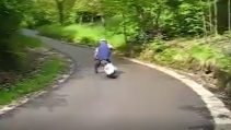 SCOTER İLE VİRAJ