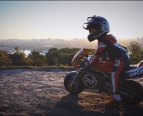 4 Yaşındaki Bebek Motorcu