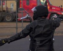 SignalWear’dan Dünyanın İlk Sinyal Veren Akıllı Motosiklet Eldiveni!