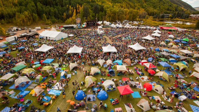 Çadır Konaklamalı Festivallerde Yanına Alman Gereken 9 Şey