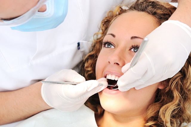 10 soruda implant tedavisi