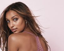 VICTORIA’S SECRET İLE SEVGİLİLER GÜNÜ SİZİN GÜNÜNÜZ!